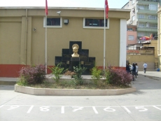 Atatürk Büst Kaidesi